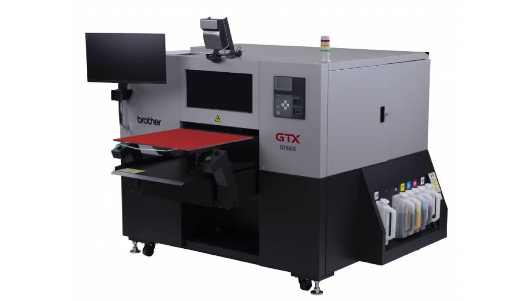 <p>Obrada masovnih tiraža štampane odeće zahteva opremu koja može da se izbori sa dvostrukim izazovima reprodukcija dizajna visokog kvaliteta i industrijske brzine. Za ovu namenu želimo da predstavimo GTX600.</p>
